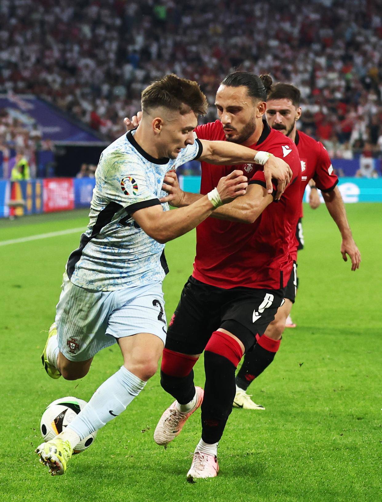 IM电竞游戏综合-法兰克福主帅托普穆勒