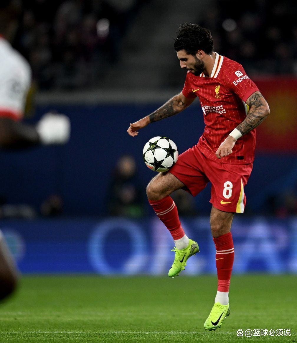 IM电竞游戏综合-利物浦签下伯恩茅斯边卫科尔克兹